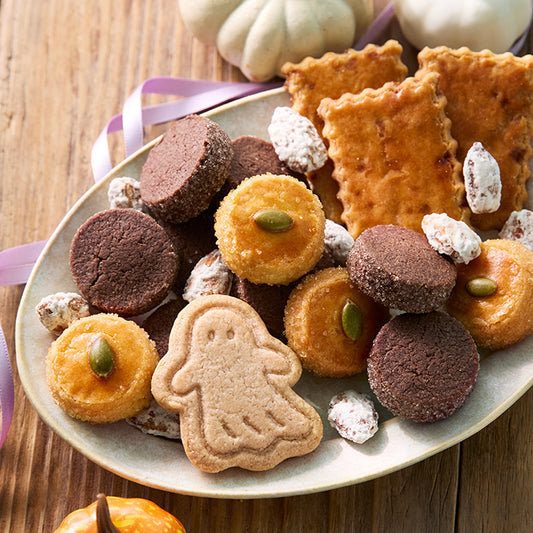 【預訂】【萬聖節限定】BRETONNE BISCUITERIE - 萬聖節餅乾鐡盒(16個+10粒入)