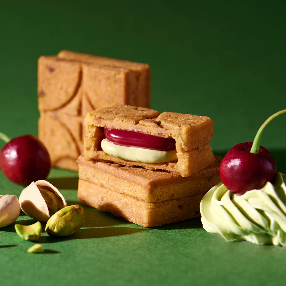 【預訂】PRESS BUTTER SAND JAPAN - 開心果櫻桃味4件裝鐡盒