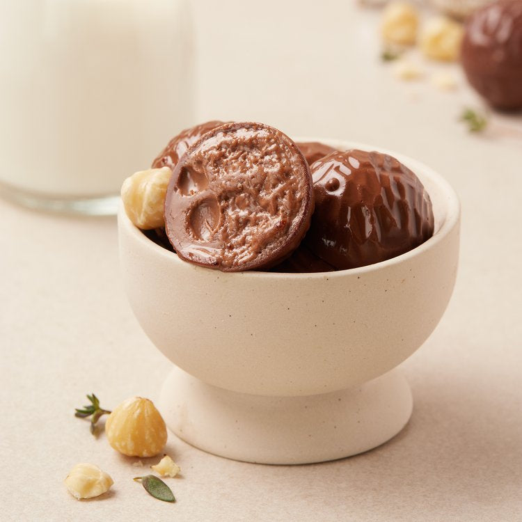 【現貨】韓國限定 - HAZELNUT CHOCOLATE PRALINE BALL榛子朱古力果仁糖