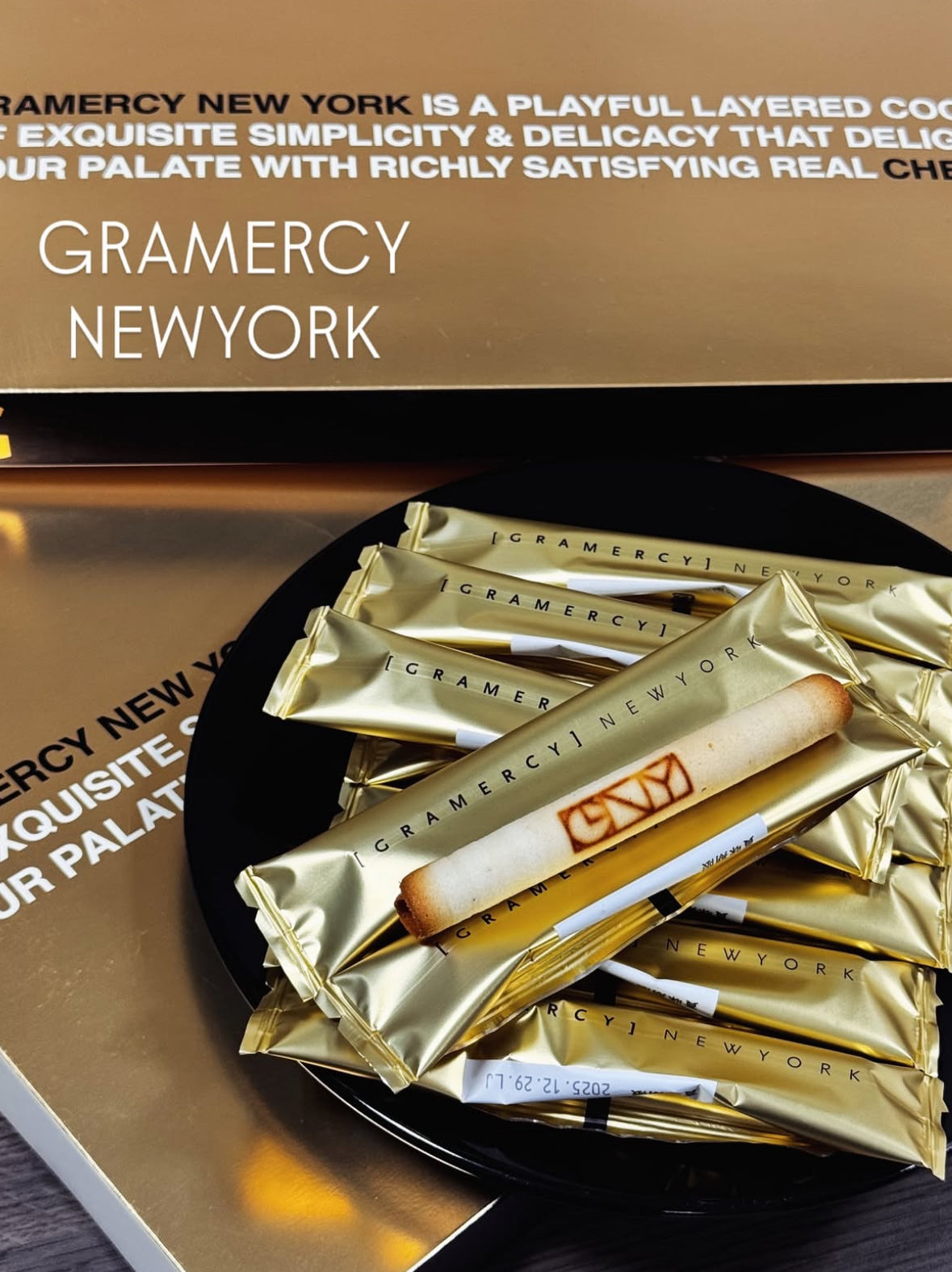 【現貨】【新年禮盒】GRAMERCY NEW YORK  - GOLD CHEESE 芝士味貓舌餅蛋捲24件裝