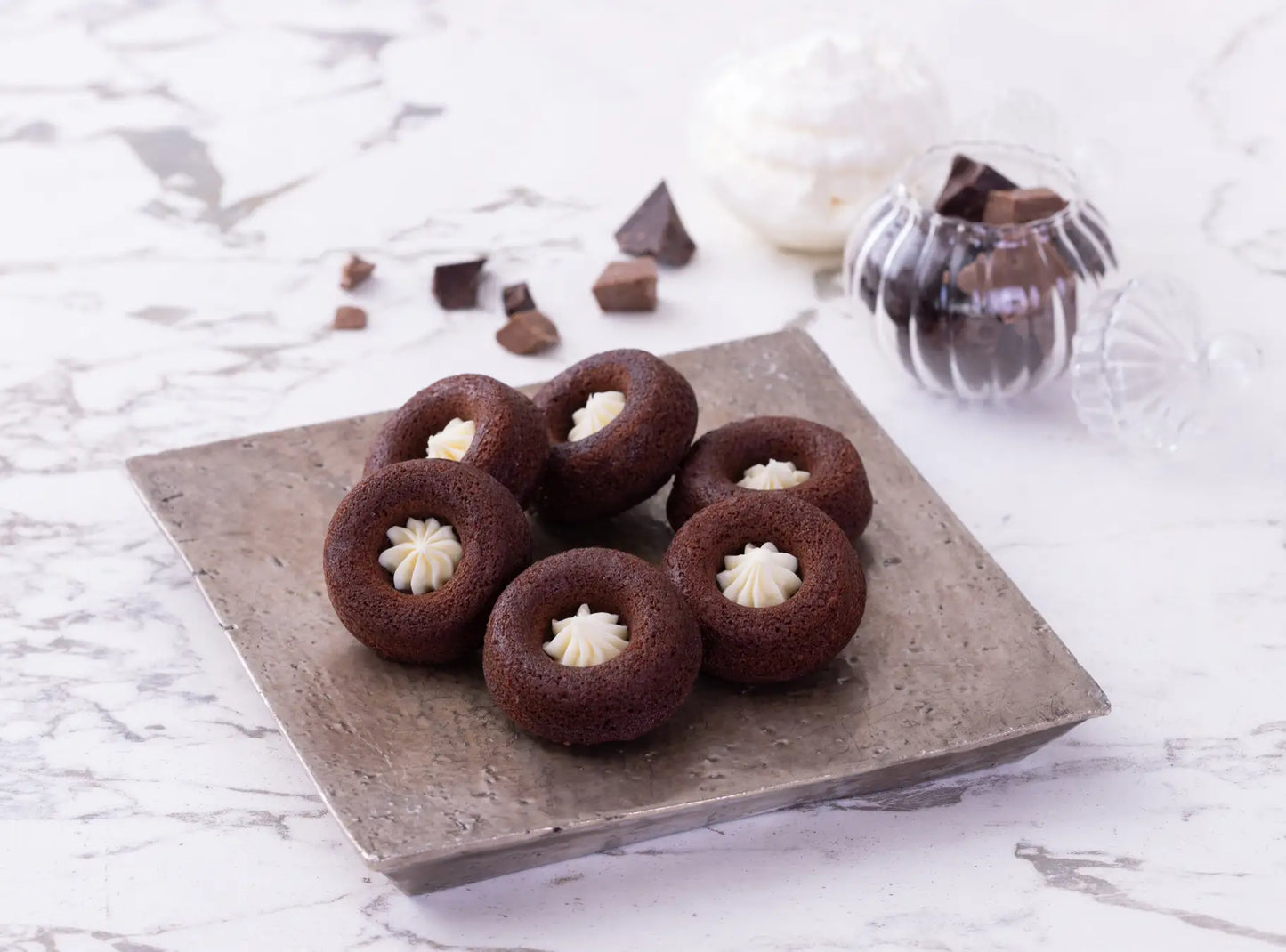 【現貨】大阪堀江 - 牛奶奶油特濃朱古力蛋糕4件裝