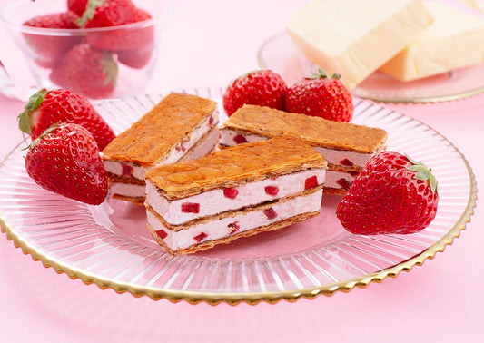 【預訂】BAKED MALLOW - 士多啤梨棉花糖拿破崙6件裝