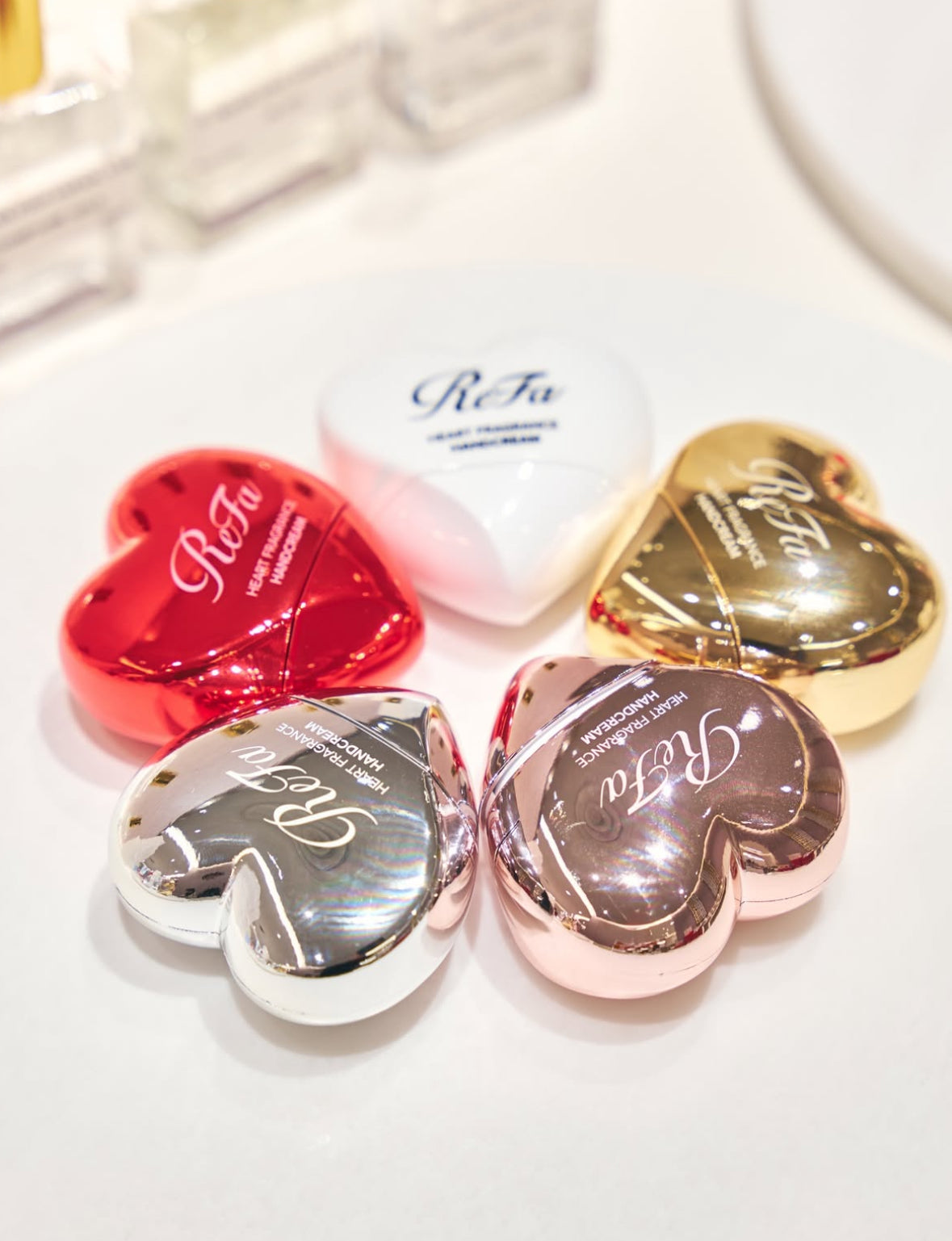 【預訂】日本REFA  - (正常人買唔到系列) HEART FRAGRANCE HANDCREAM 心型香氛護手霜(五色)