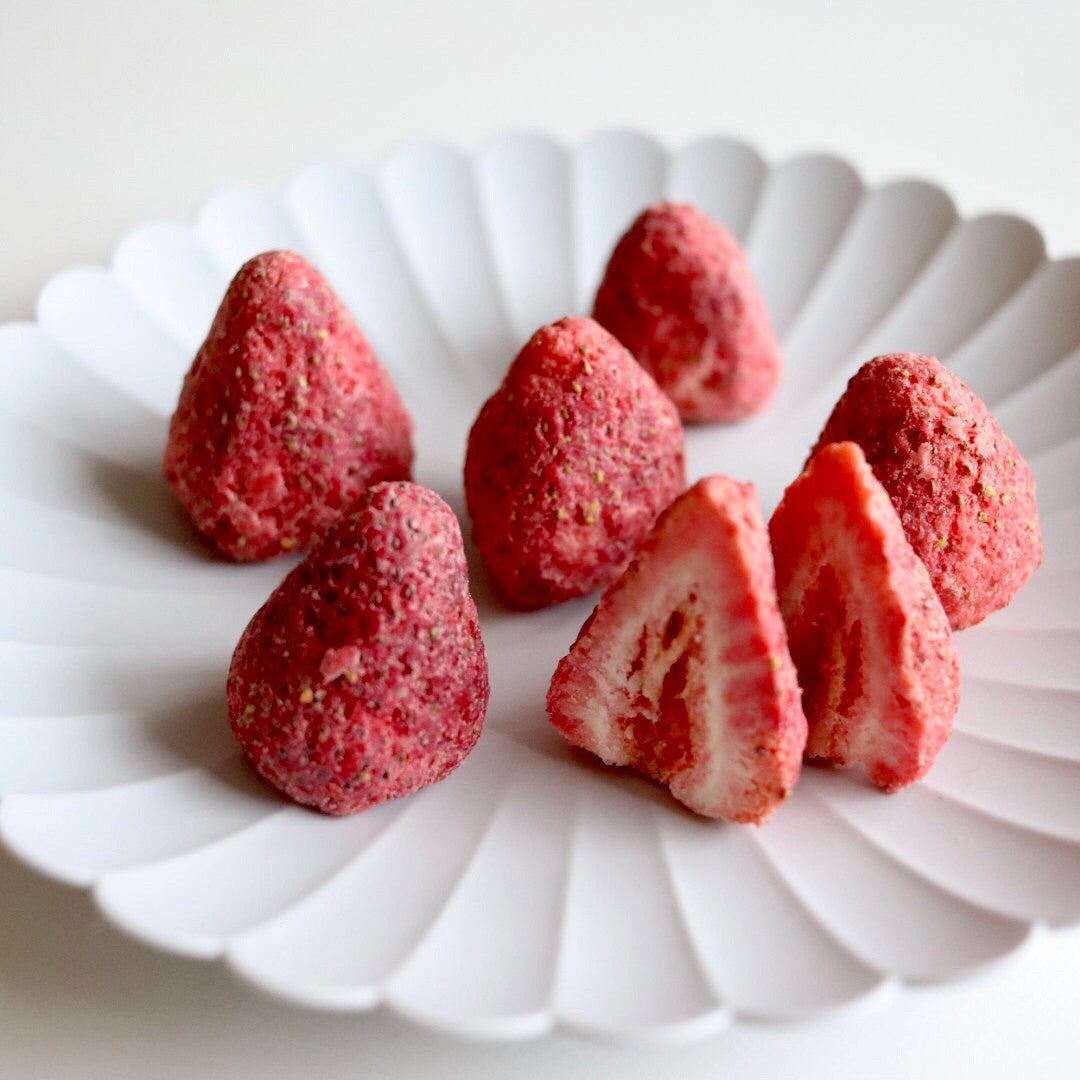 【現貨】LE STRAWBERRY  - 泡浸白朱古力士多啤梨