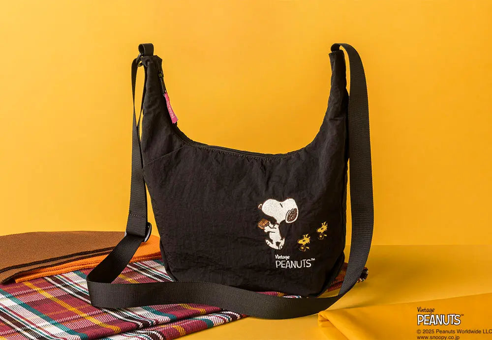 【預訂】SUGAR BUTTER TREE X SNOOPY - SNOOPY斜孭袋