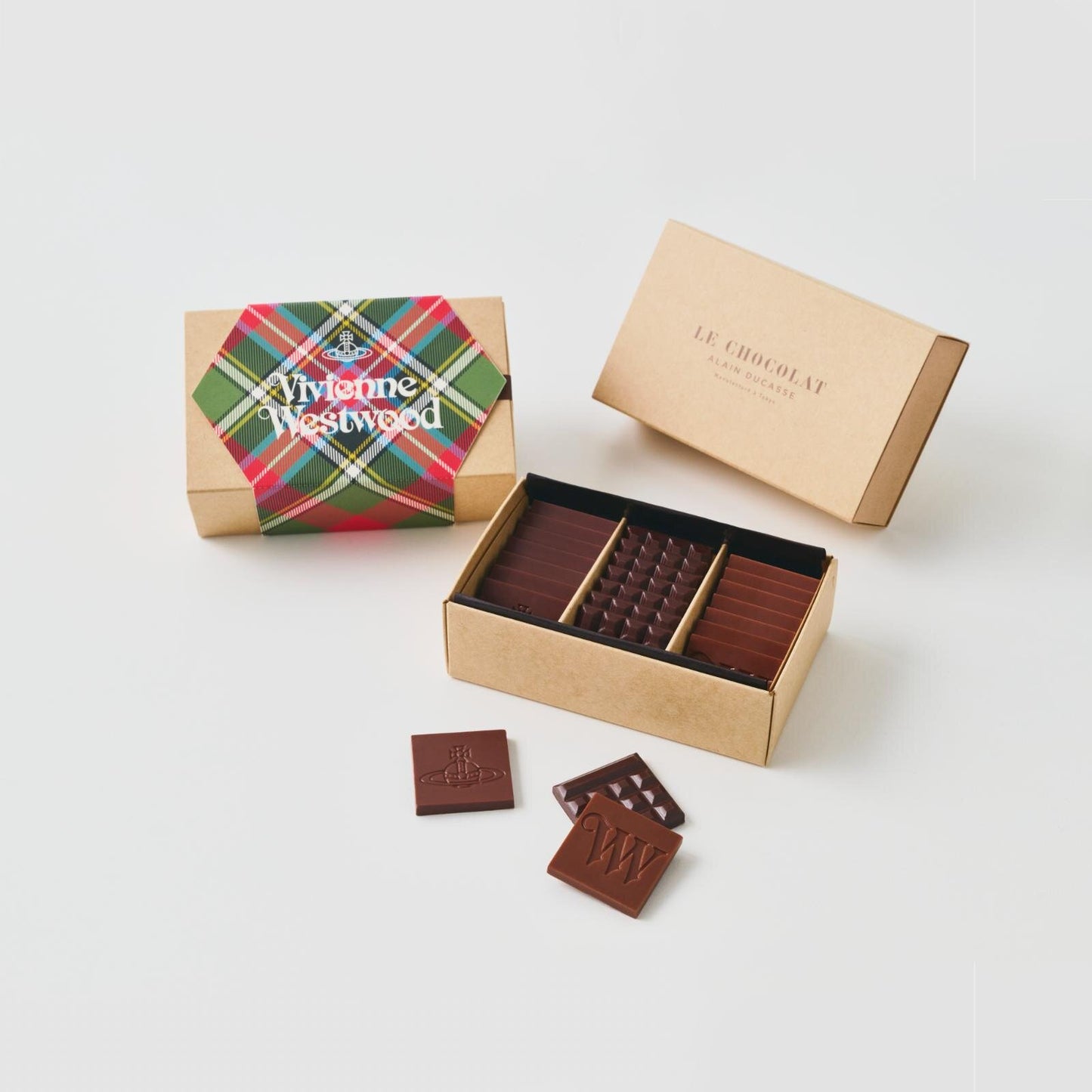 【預訂】【情人節限定】VIVIENNE WESTWOOD - COFFRET CARRÉS DÉGUSTATION方形朱古力禮盒